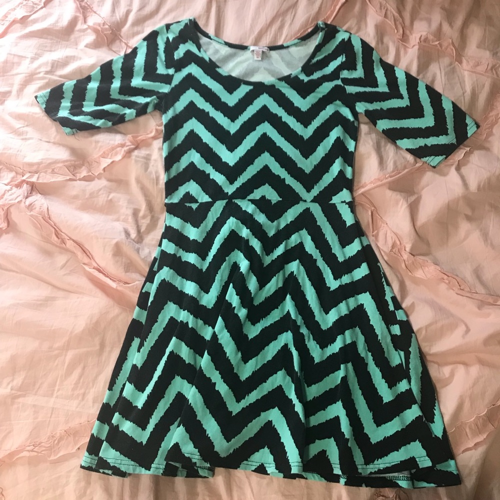 Zig zag pattern dress